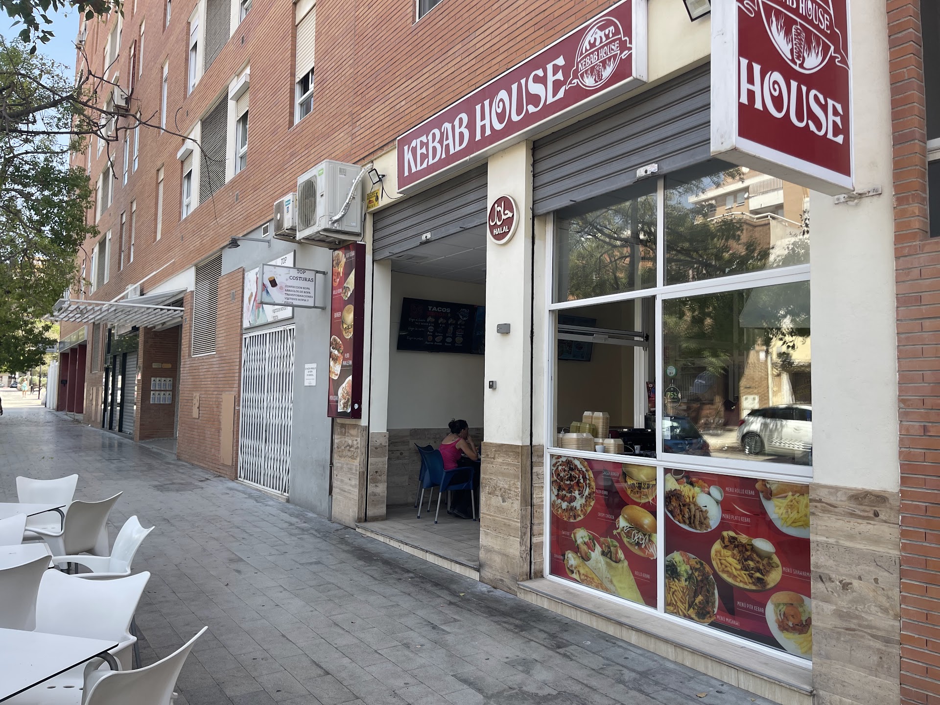 Kebab recién hecho en Kebab House Alicante